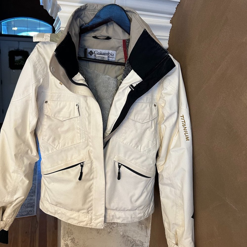 Columbia Ski Jacket Cream Women's small